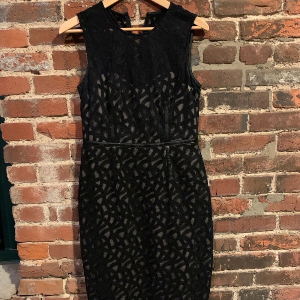 Gorgeous Vince Camuto dress